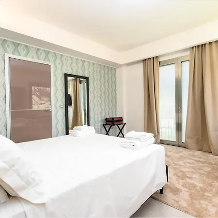 Persea Holiday home *