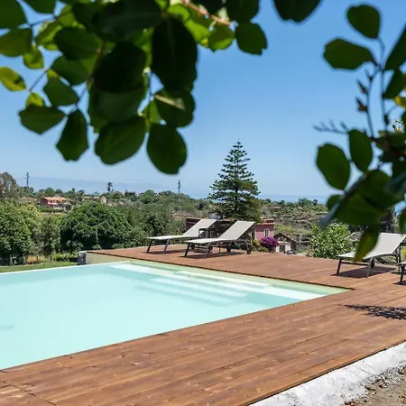 Holiday home Persea Santa Venerina