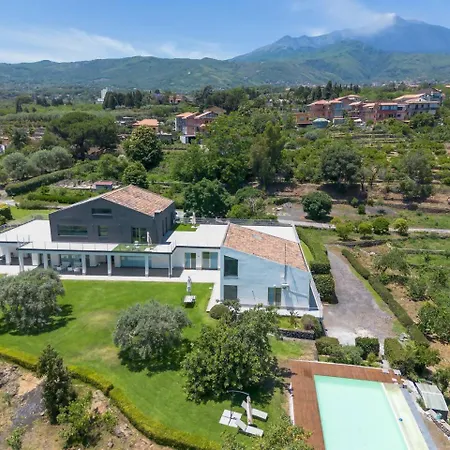 Persea Holiday home